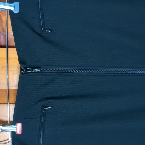 PENNINGTON'S* flat front 2 way zip front elastic back straight skirt poly spande - Picture 2 of 9